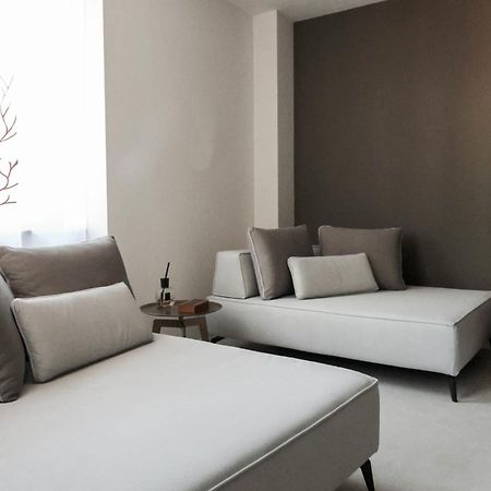 Vicolo Dei Signori Apartment Desenzano del Garda Luaran gambar