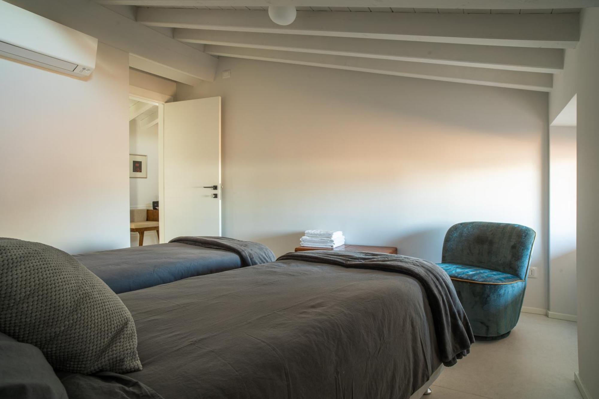 Vicolo Dei Signori Apartment Desenzano del Garda Luaran gambar
