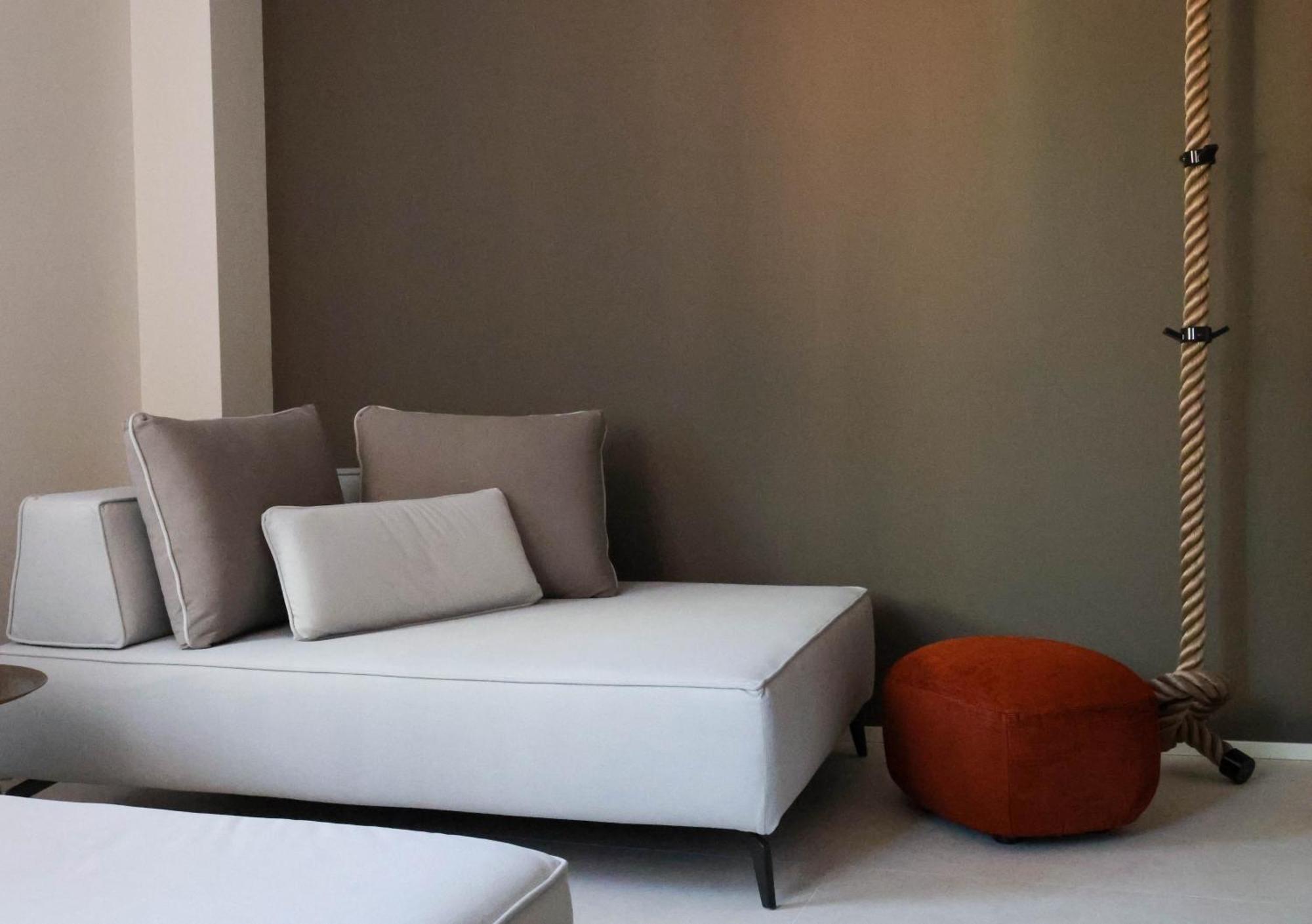 Vicolo Dei Signori Apartment Desenzano del Garda Luaran gambar