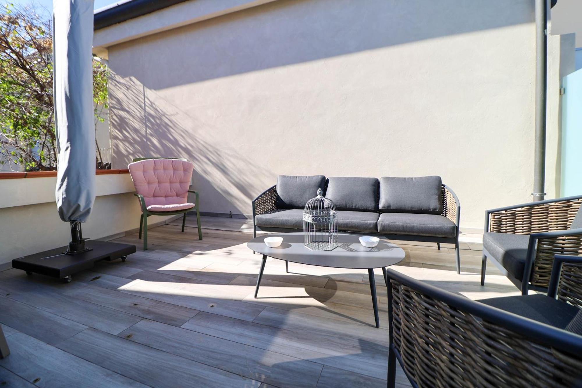 Vicolo Dei Signori Apartment Desenzano del Garda Luaran gambar