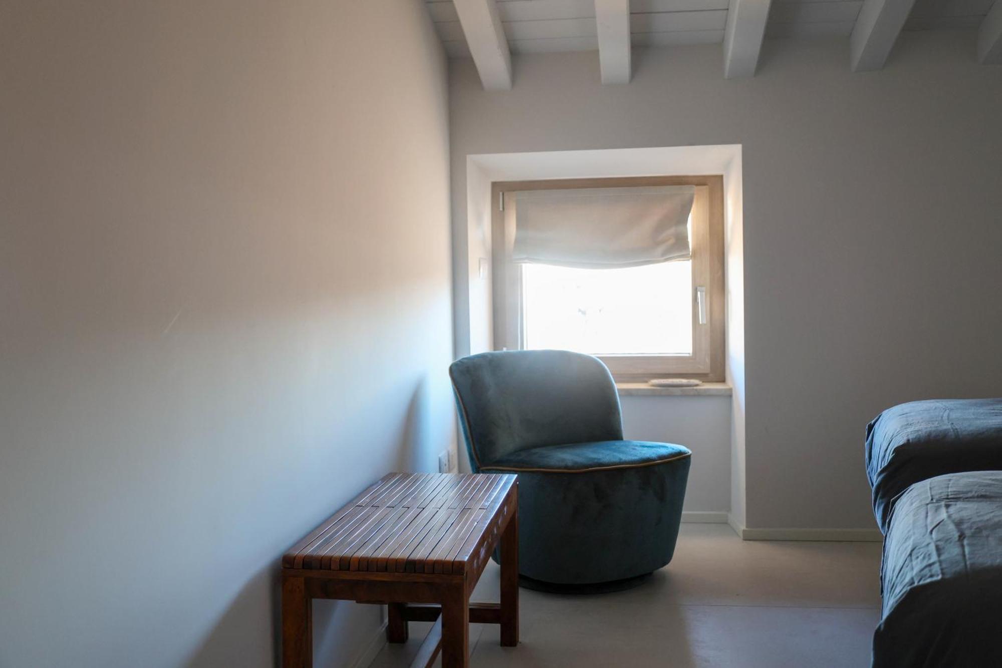 Vicolo Dei Signori Apartment Desenzano del Garda Luaran gambar
