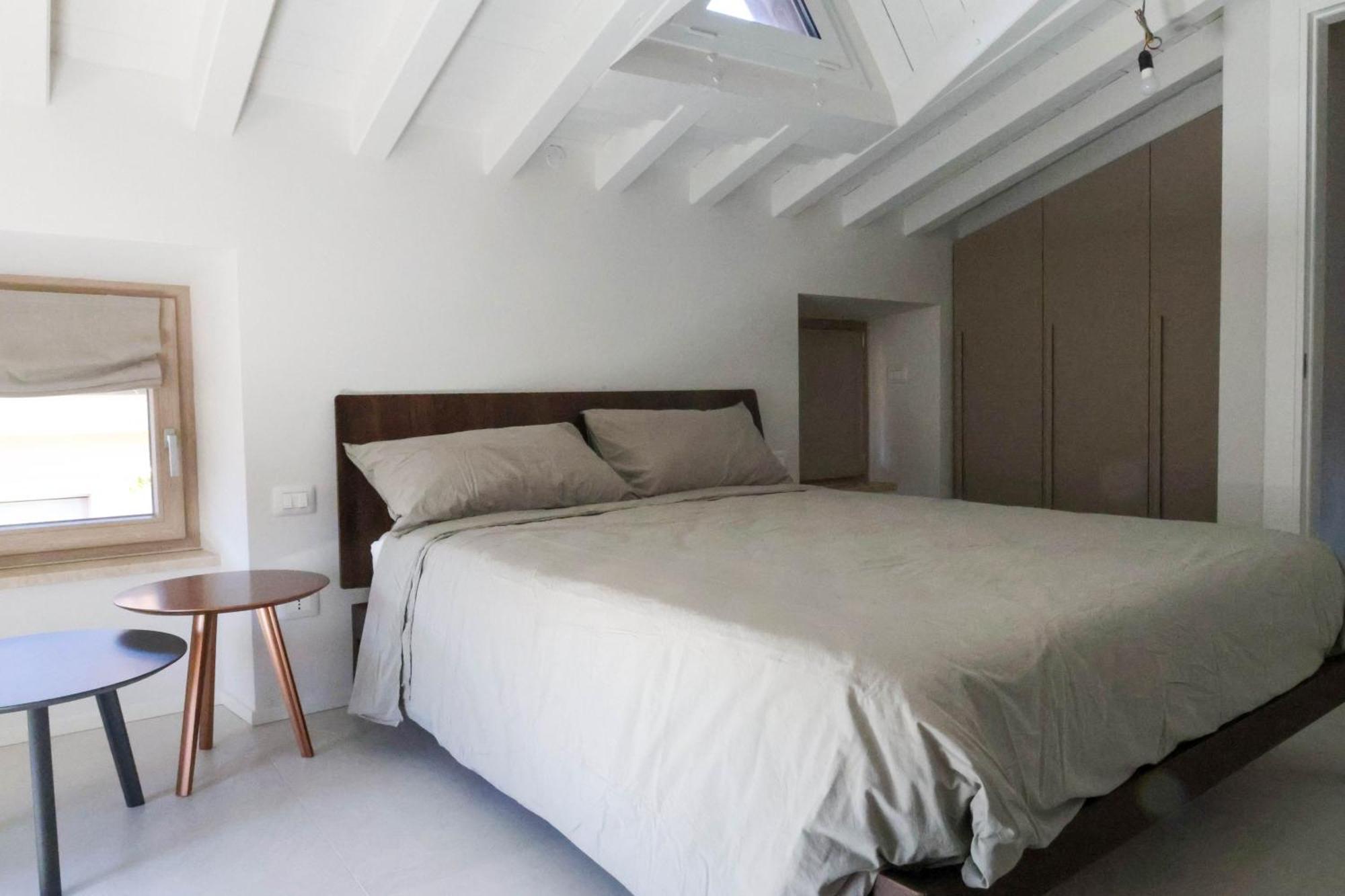 Vicolo Dei Signori Apartment Desenzano del Garda Luaran gambar