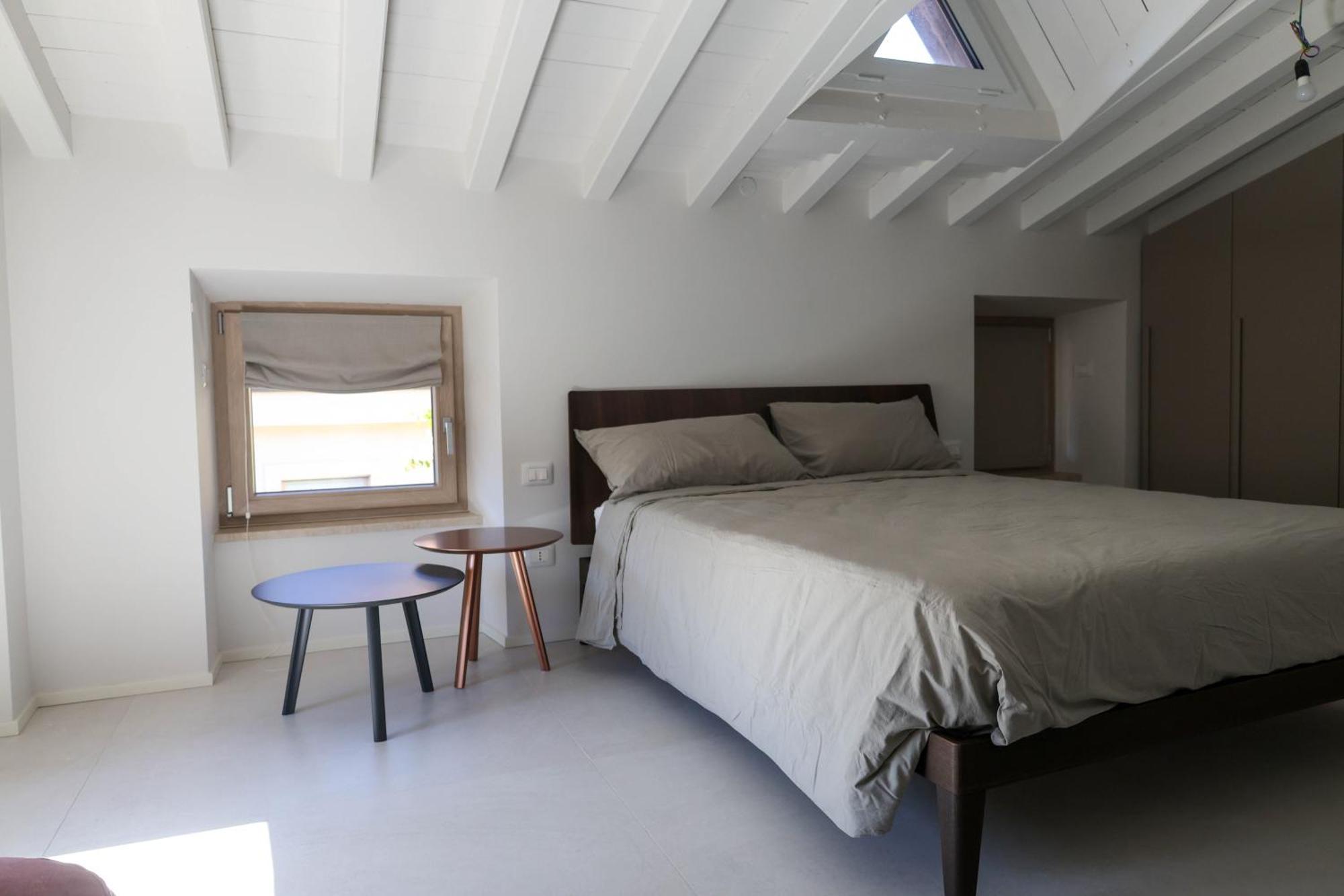 Vicolo Dei Signori Apartment Desenzano del Garda Luaran gambar
