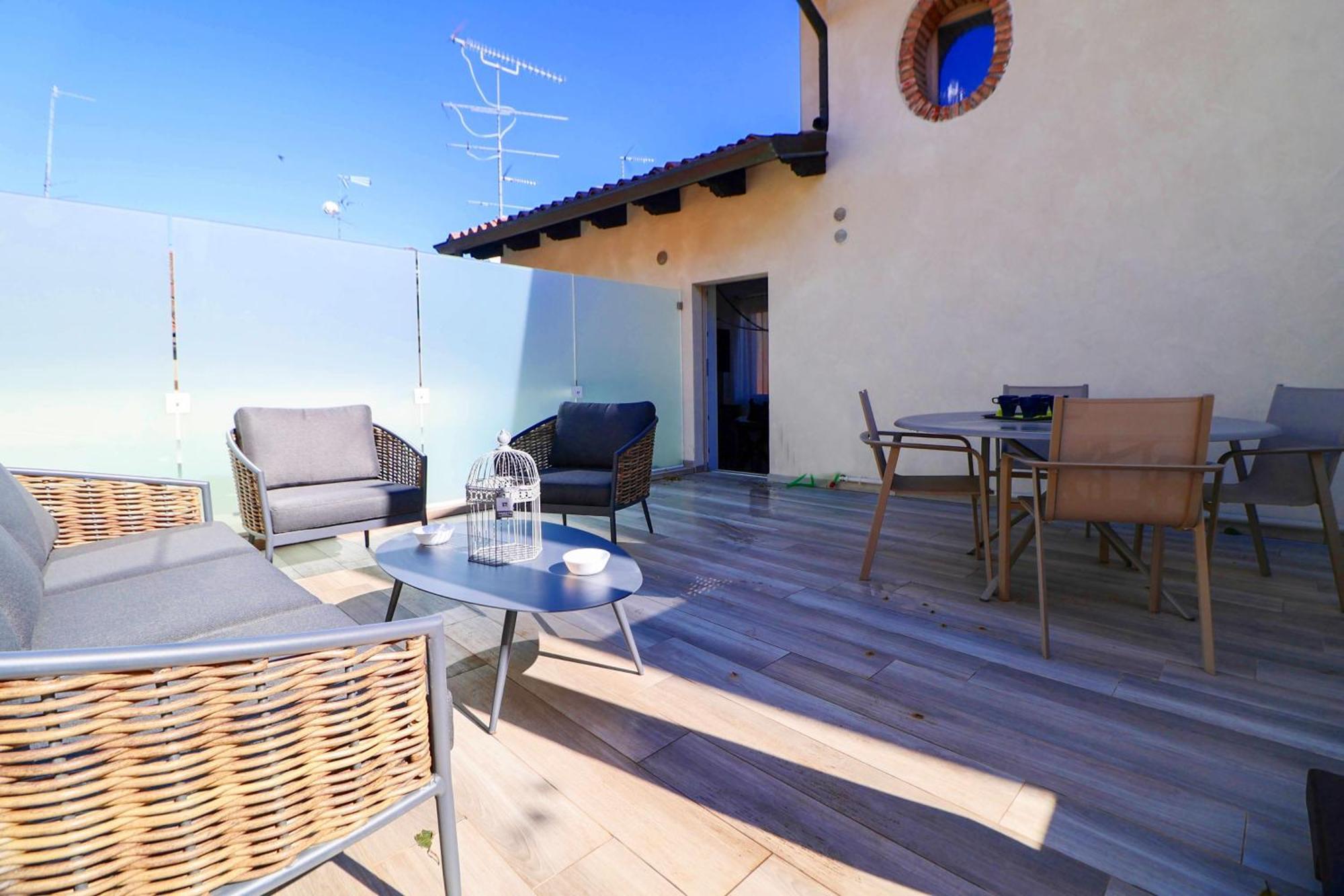 Vicolo Dei Signori Apartment Desenzano del Garda Luaran gambar
